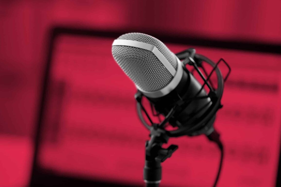 Best Podcast Microphones to Buy in 2021