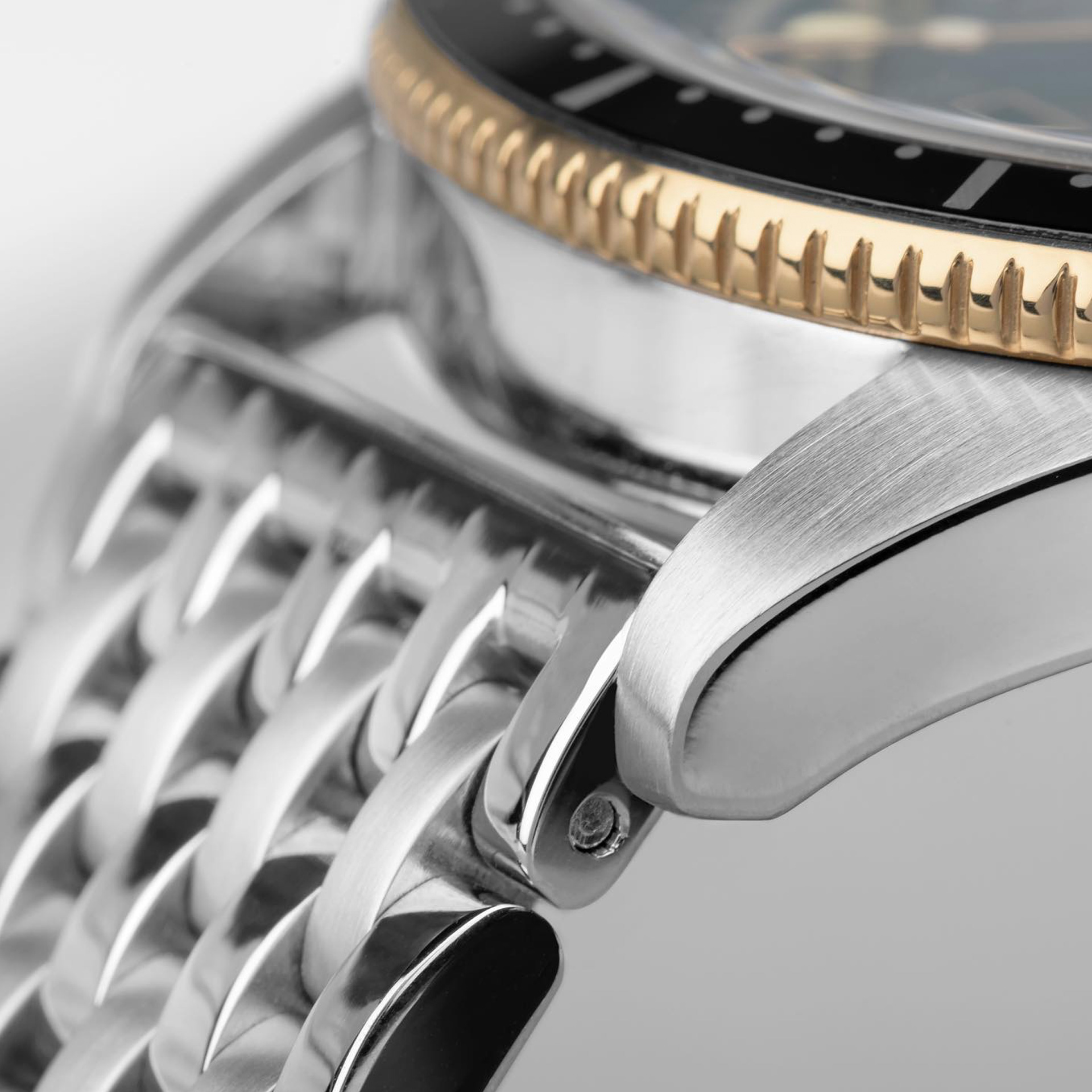 Close-up detail of Accurist watch bracelet